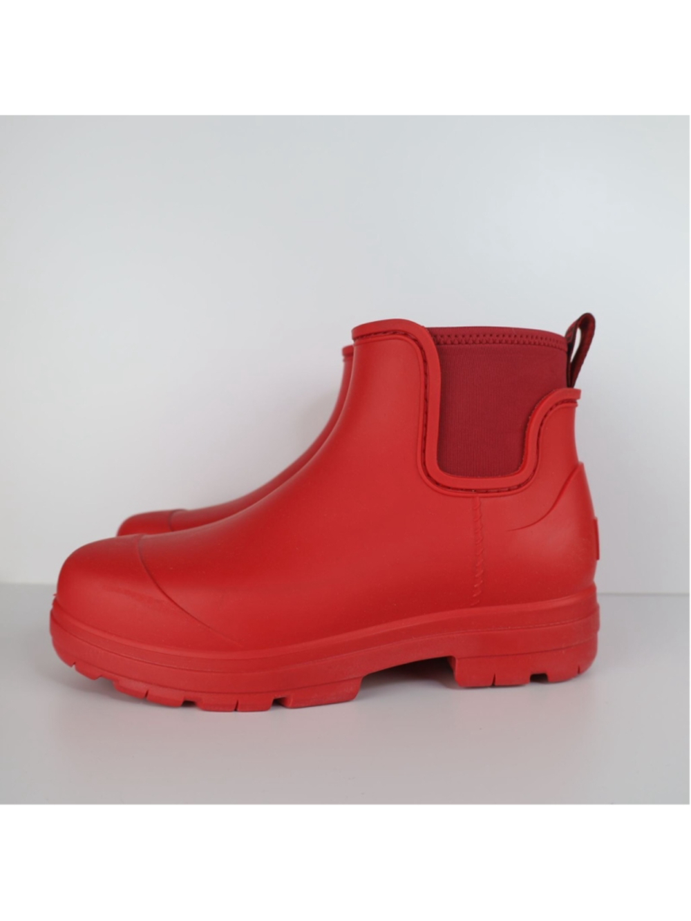 UGG Women S Red Droplet Lug-Sole Waterproof Rain Boots- 0261